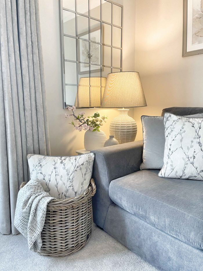 Grey & Buff Rattan Round Wicker Planter With Rope Handles