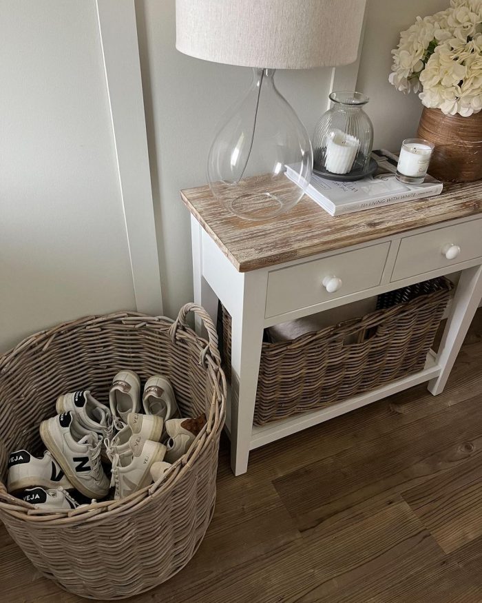 Wicker Log Storage Baskets For The Hallway 