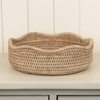 Purbeck Rattan Round Scalloped Wicker Basket
